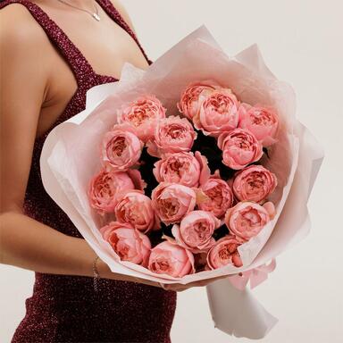 Кустовые пионовидные розы "Julietta" 5шт