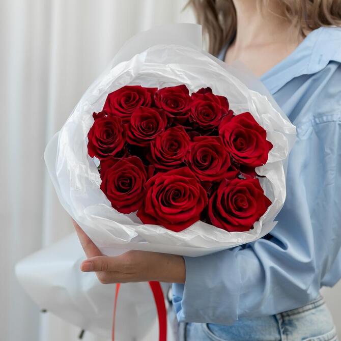 Красные розы «Explorer» 11шт