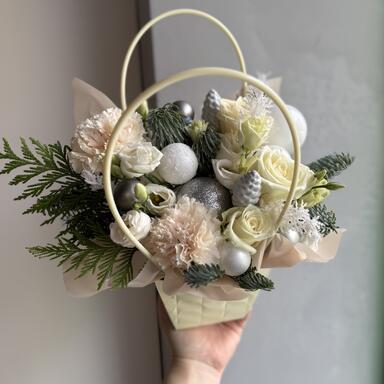 Нежная композиция в сумочке 