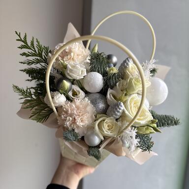 Нежная композиция в сумочке 