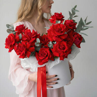 Французские розы «Nina» в коробке 11шт