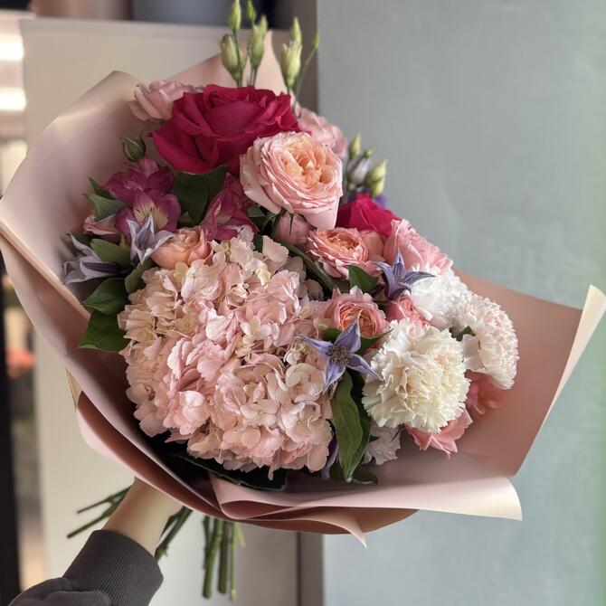 Авторский букет «Princess crown”