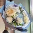 Нежный букет с голубой гортензией «Lily» 