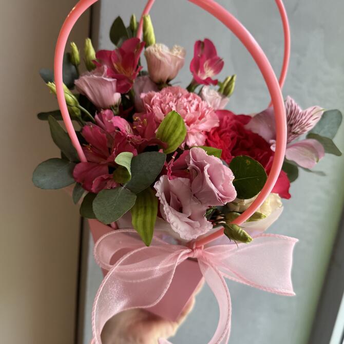 Цветы в сумочке «Грация»