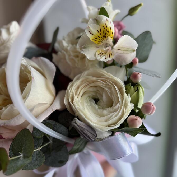 Цветы в сумочке «Пионовый бум»