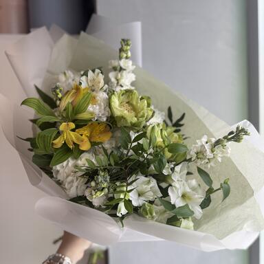 Авторский букет «Green light»
