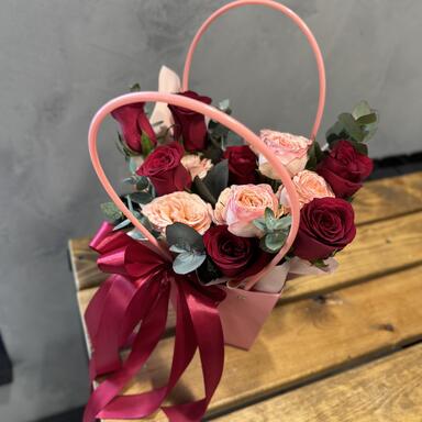 Сумочка с розами и эвкалиптом «Love you»