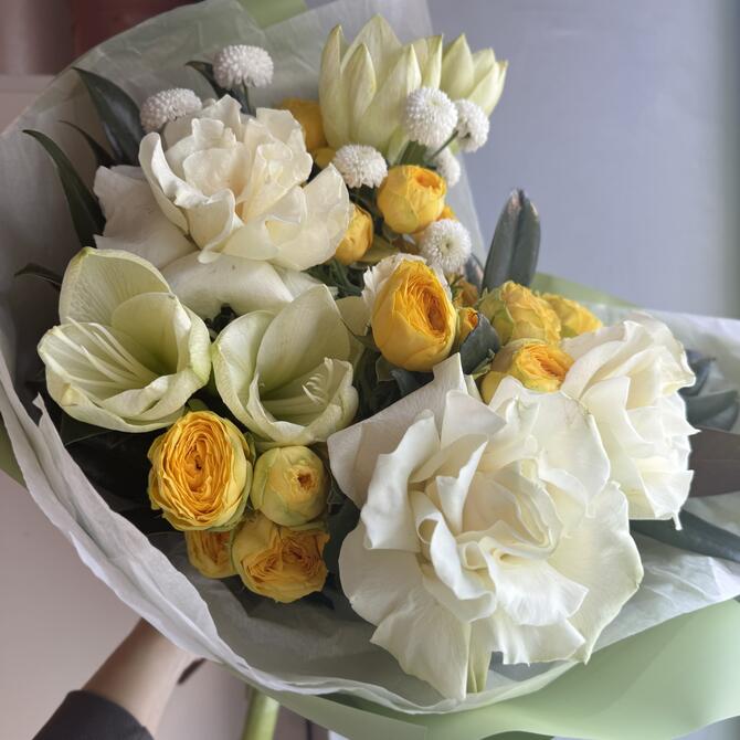 Авторский букет «Parrot»