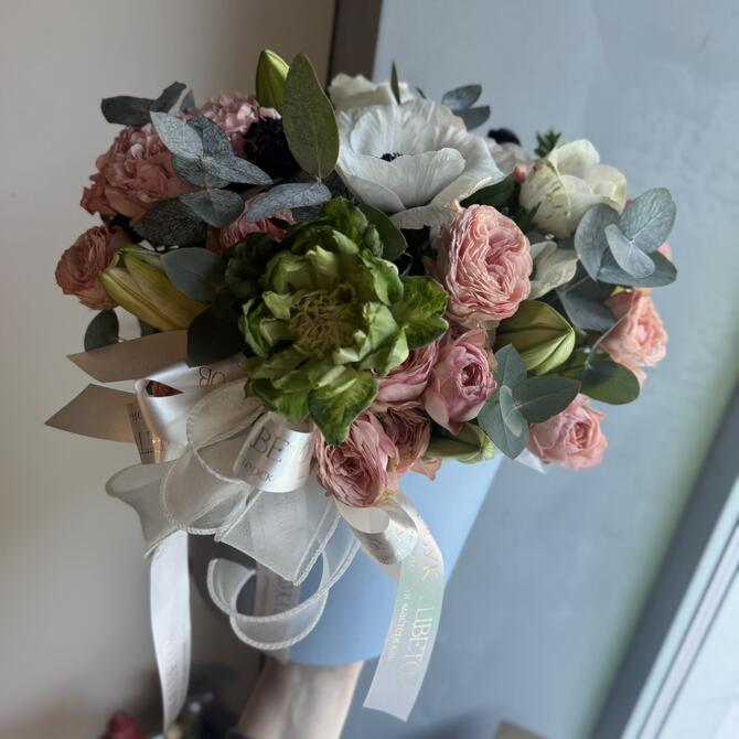 Композиция в коробке  «Grace» 