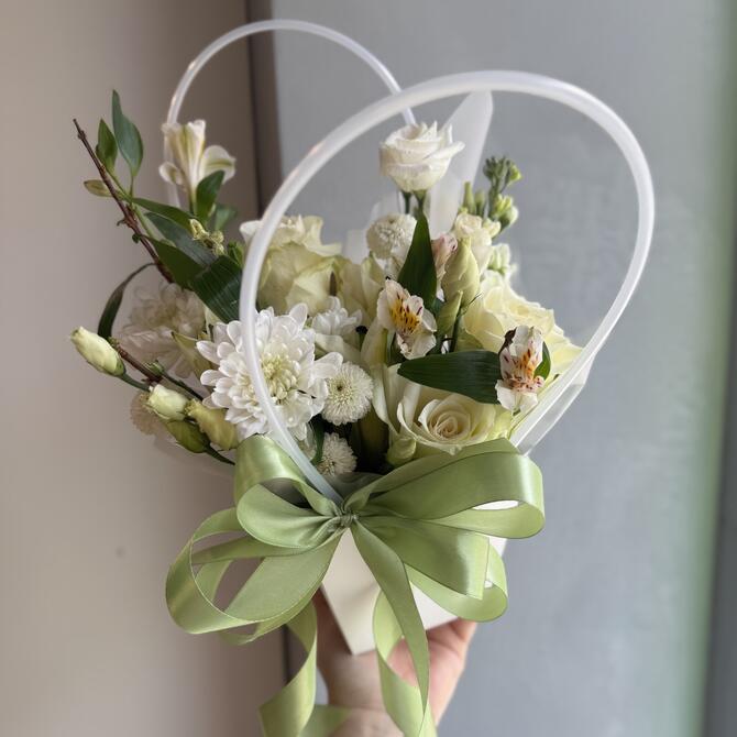 Цветы в сумочке «White angel»