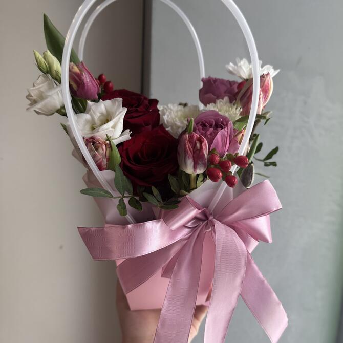 Сумочка с цветами «Love»