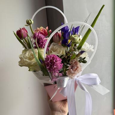 Весенняя композиция в сумочке 