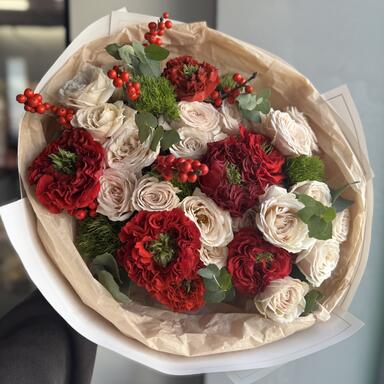 Авторский букет «Red Monster»