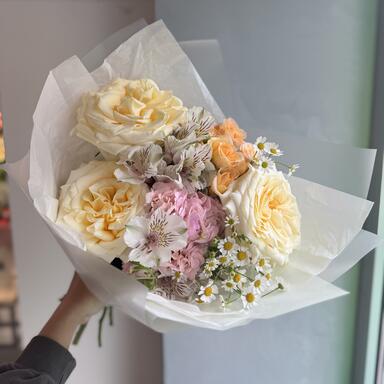 Букет «Нежность» с ромашками 