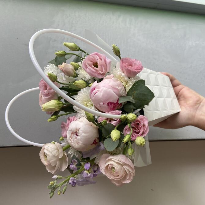 Композиция  «Пионовый бум»