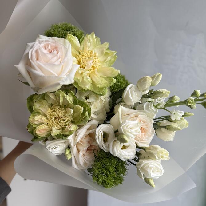 Авторский букет «Green trick»