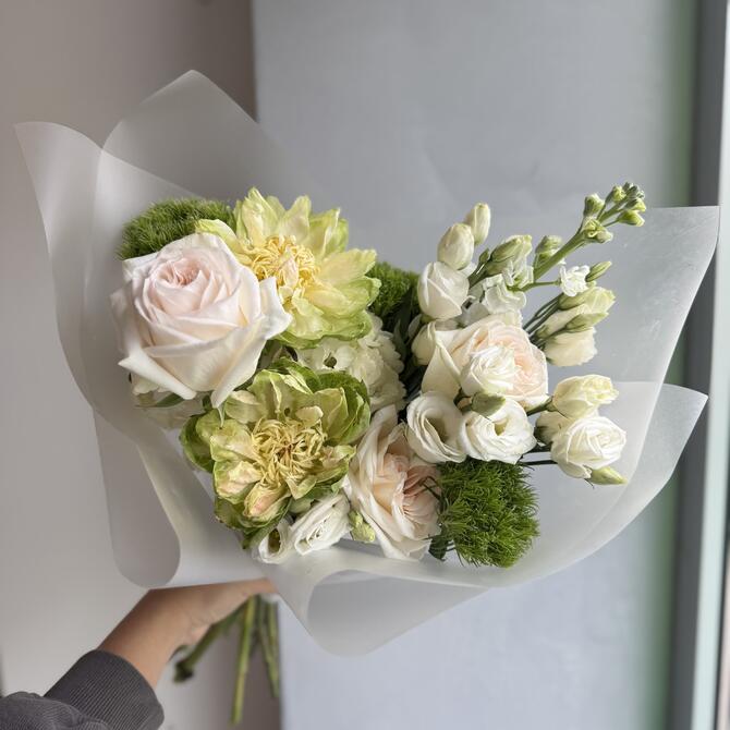 Авторский букет «Green trick»